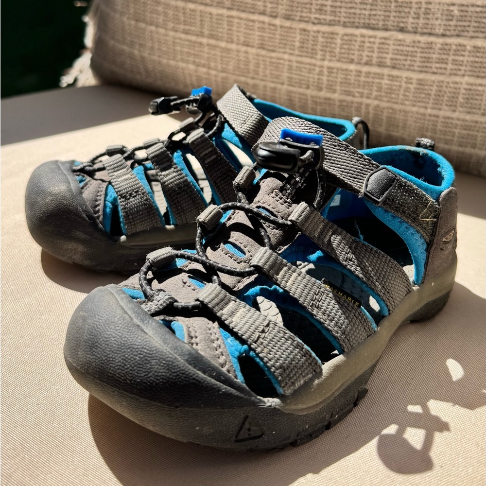 Kids Newport H2 Keen’s Outdoor Hiking Sandals sz little kid 12